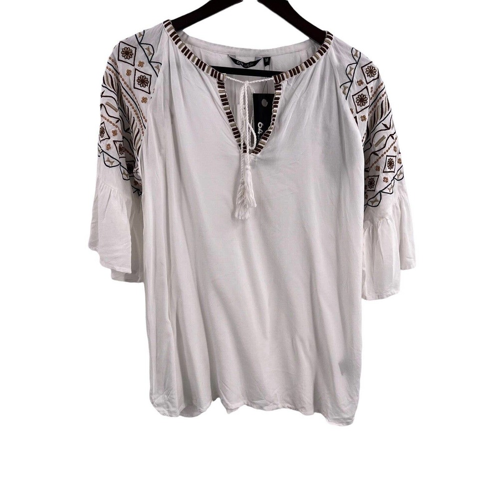 64 Sixty Five White Lightweight Embroidered Boho Top Size M‎ New